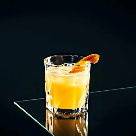 瓦乌布尔日赫宜必思尚品酒店 酒店 瓦乌布日赫