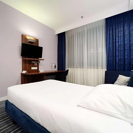 Ibis Styles 3* Wałbrzych