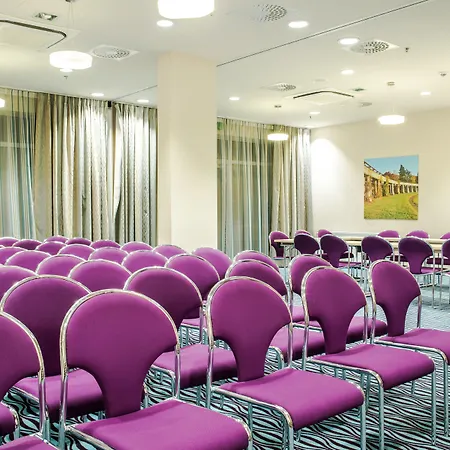 Ibis Styles ホテル ヴァウブジフ