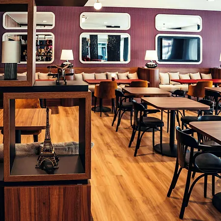 Ibis Styles 3* ヴァウブジフ