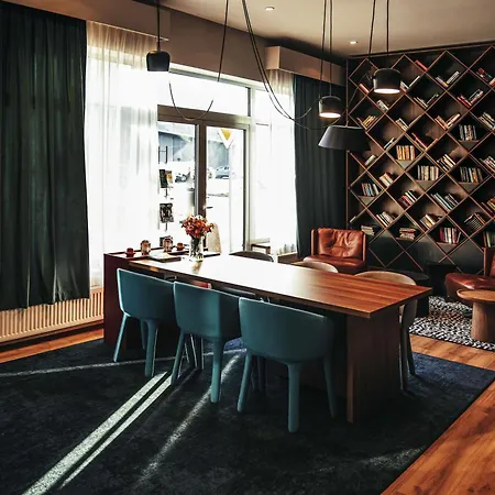 Ibis Styles ホテル ヴァウブジフ