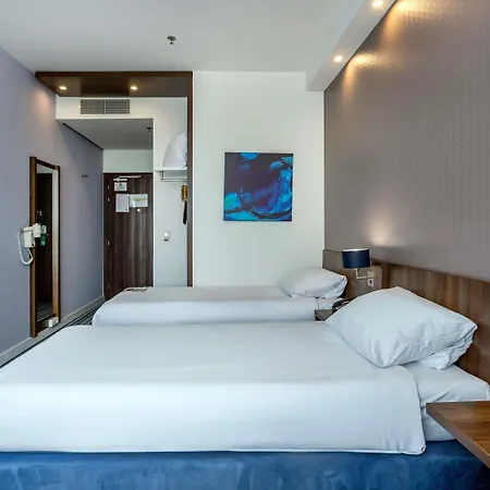 Ibis Styles 3*